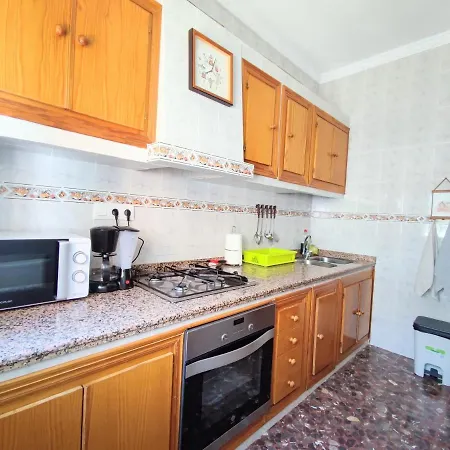 Fuente De La Higuera *